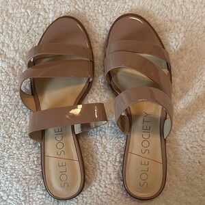 Sole Society Women's Tan Slide Sandals